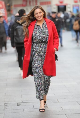 Kelly Brook Feet Toes And Soles 2174