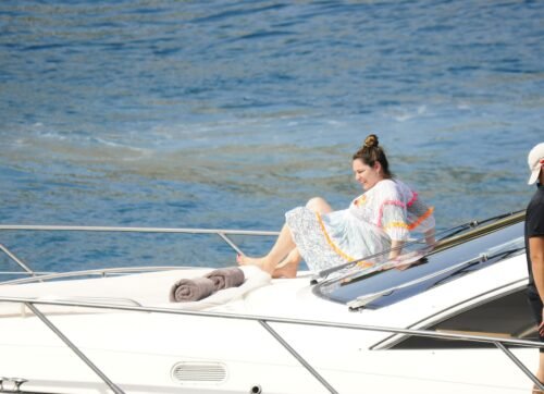 Kelly Brook Feet Toes And Soles 2204