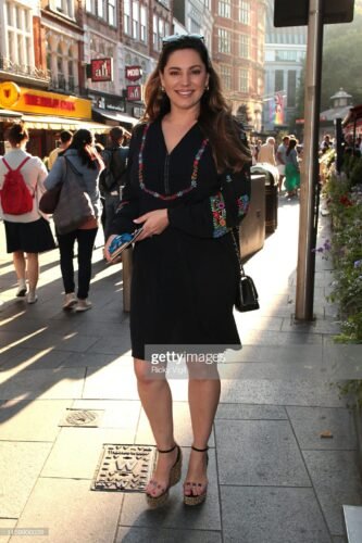 Kelly Brook Feet Toes And Soles 2243