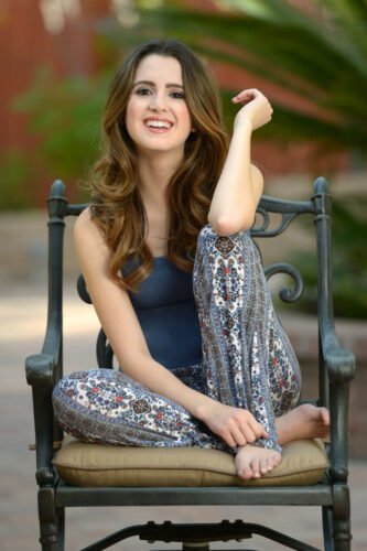Laura Marano Feet Toes And Soles 196