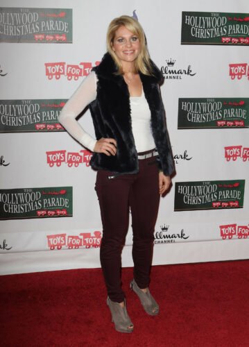 Candace Cameron Bure Feet Toes And Soles 328