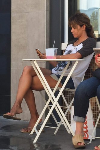 Halle Berry Feet Toes And Soles 527