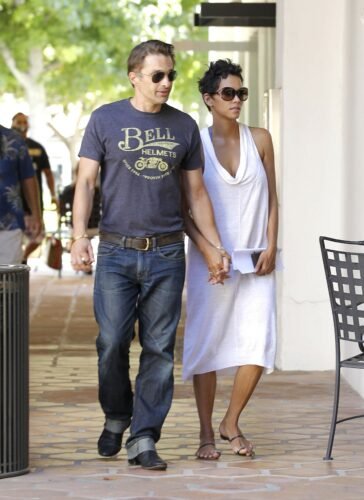 Halle Berry Feet Toes And Soles 1088