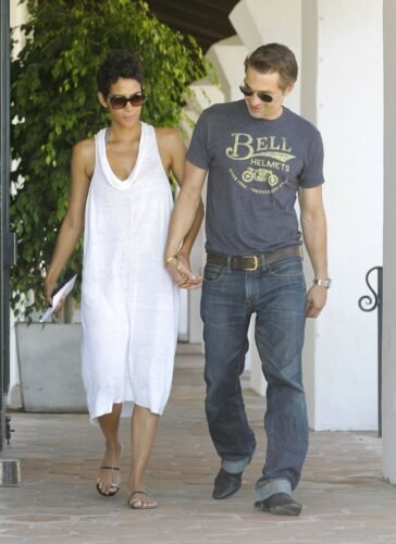 Halle Berry Feet Toes And Soles 1091
