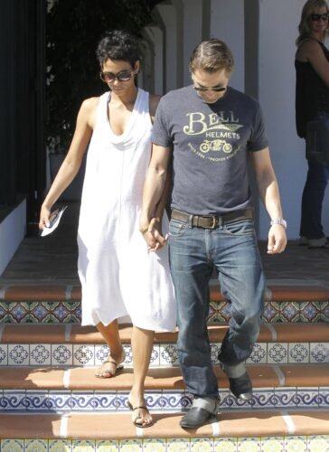 Halle Berry Feet Toes And Soles 1097