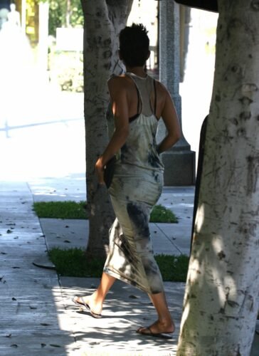 Halle Berry Feet Toes And Soles 1143
