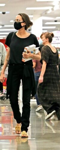 Angelina Jolie Feet Toes And Soles 813