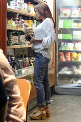 Eva Mendes Feet Toes And Soles 119