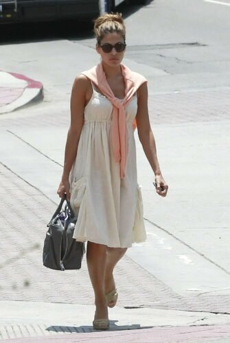 Eva Mendes Feet Toes And Soles 244