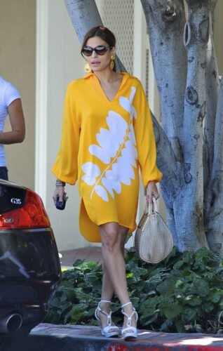 Eva Mendes Feet Toes And Soles 417