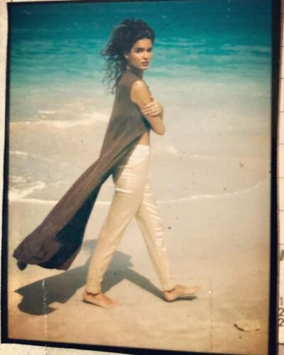 Angie Harmon Feet Toes And Soles 61