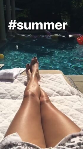 Angie Harmon Feet Toes And Soles 84