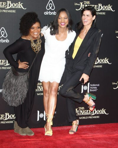 Angie Harmon Feet Toes And Soles 157