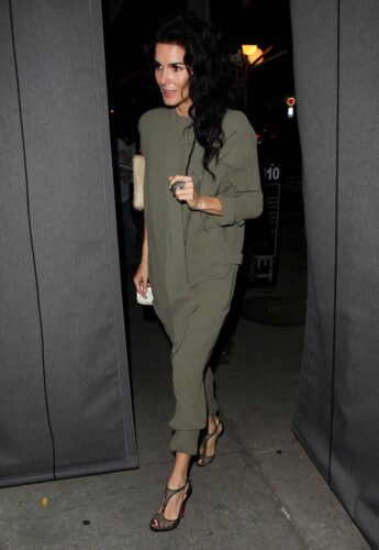 Angie Harmon Feet Toes And Soles 269