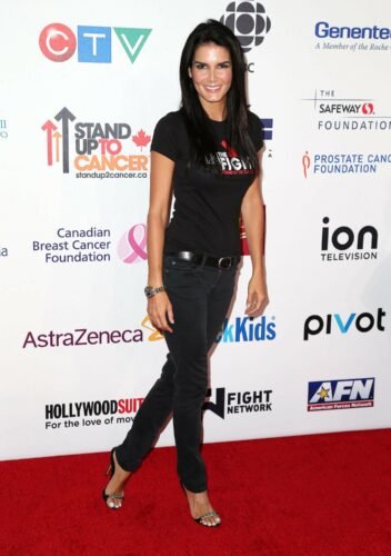 Angie Harmon Feet Toes And Soles 292
