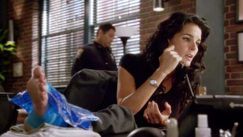 Angie Harmon Feet Toes And Soles 387