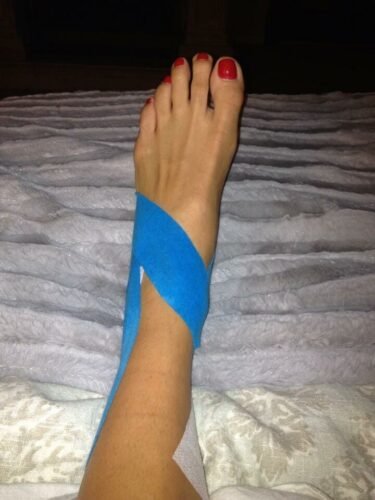 Angie Harmon Feet Toes And Soles 414