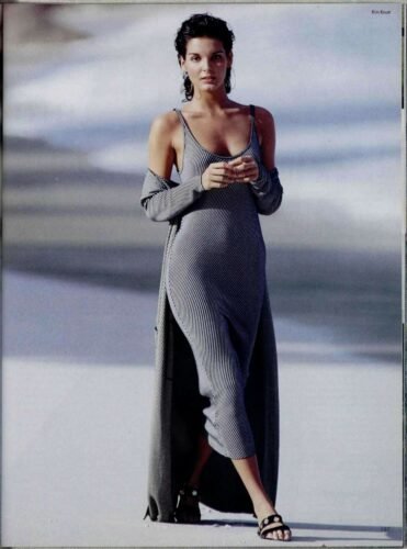 Angie Harmon Feet Toes And Soles 429
