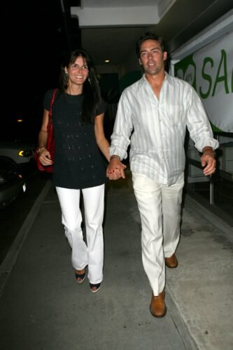 Angie Harmon Feet Toes And Soles 472