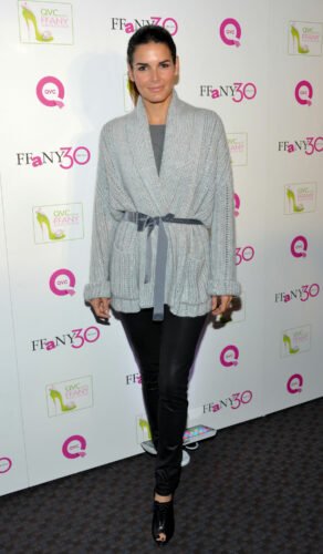 Angie Harmon Feet Toes And Soles 766