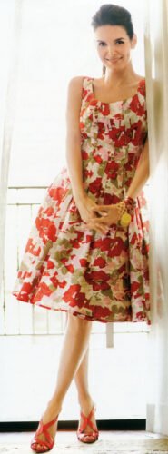 Angie Harmon Feet Toes And Soles 797