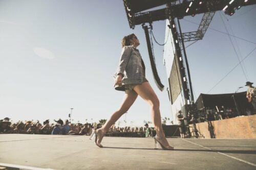 Maren Morris Feet Toes And Soles 79