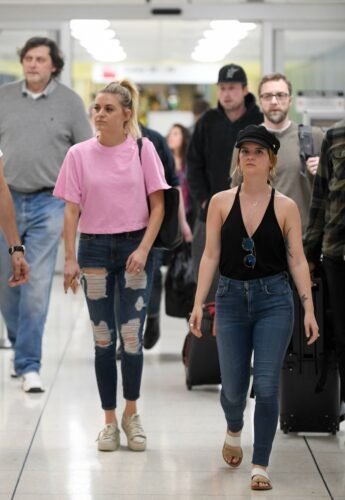 Maren Morris Feet Toes And Soles 128