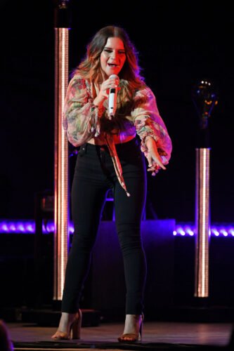 Maren Morris Feet Toes And Soles 163