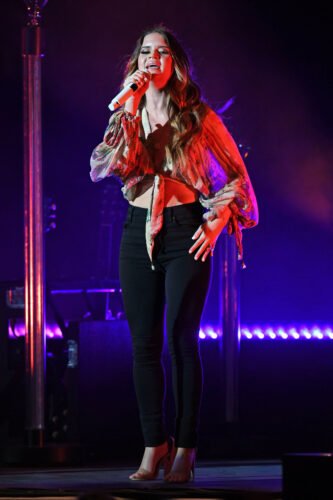 Maren Morris Feet Toes And Soles 164