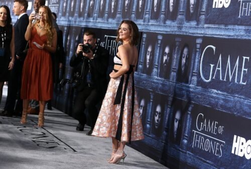 Maisie Williams Feet Toes And Soles 190