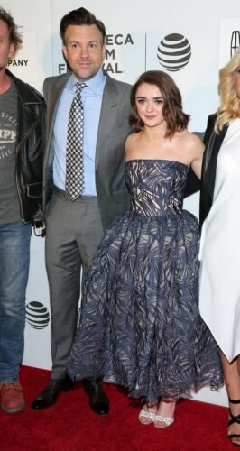 Maisie Williams Feet Toes And Soles 214