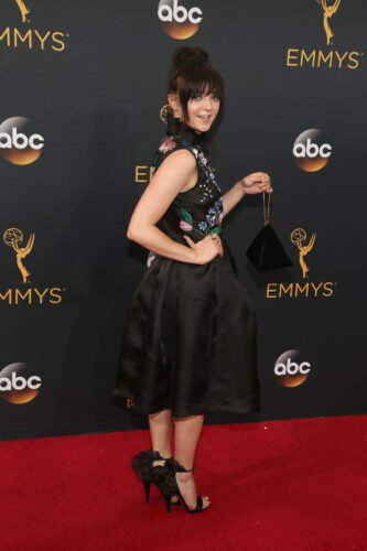 Maisie Williams Feet Toes And Soles 253