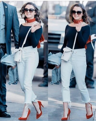 Maisie Williams Feet Toes And Soles 348