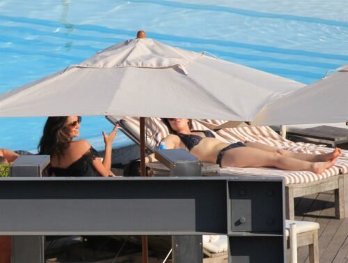 Lucy Hale Feet Toes And Soles 200