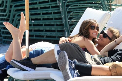 Lucy Hale Feet Toes And Soles 213