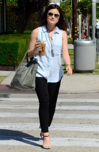 Lucy Hale Feet Toes And Soles 445