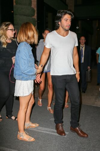 Lucy Hale Feet Toes And Soles 740