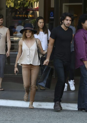 Lucy Hale Feet Toes And Soles 764