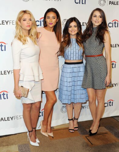 Lucy Hale Feet Toes And Soles 801