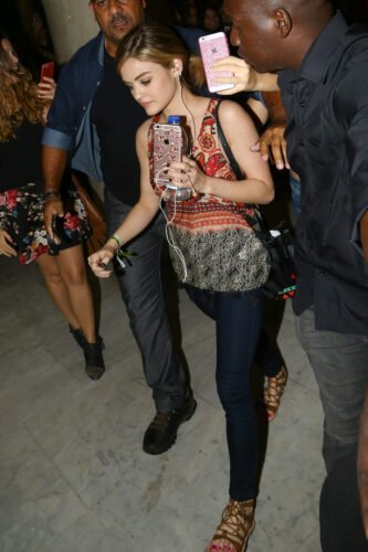 Lucy Hale Feet Toes And Soles 843