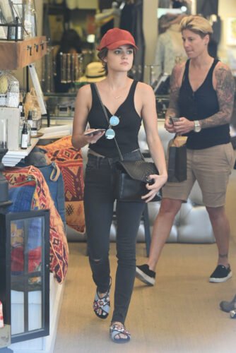 Lucy Hale Feet Toes And Soles 896