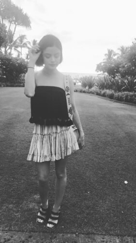 Lucy Hale Feet Toes And Soles 1049