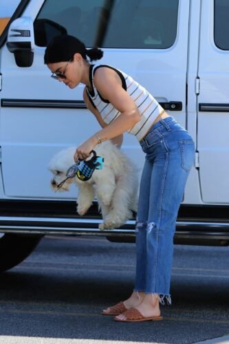 Lucy Hale Feet Toes And Soles 1238