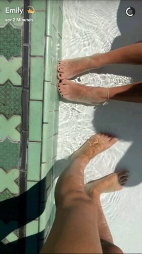 Emily Ratajkowski Feet Toes And Soles 517