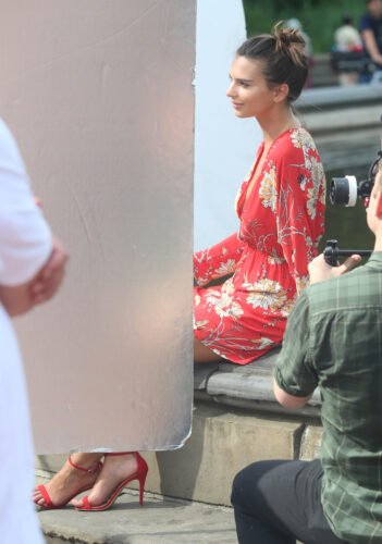 Emily Ratajkowski Feet Toes And Soles 586