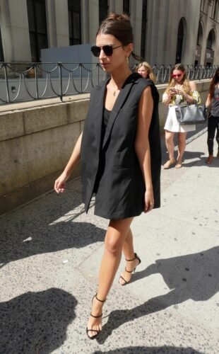 Emily Ratajkowski Feet Toes And Soles 717