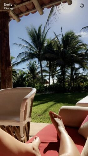 Emily Ratajkowski Feet Toes And Soles 789