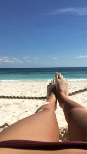 Emily Ratajkowski Feet Toes And Soles 791