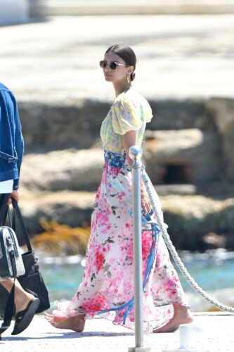 Emily Ratajkowski Feet Toes And Soles 957