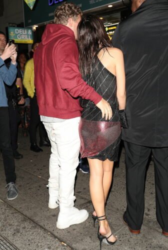 Emily Ratajkowski Feet Toes And Soles 1285